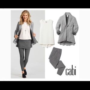 EUC CABI GREY DROP-Off zip back jacket. Style 5300